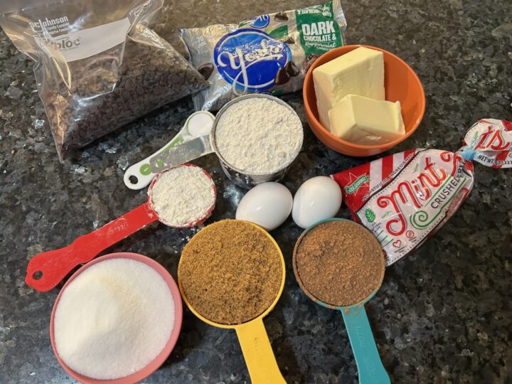 Mint Chocolate Cookie Cup ingredients