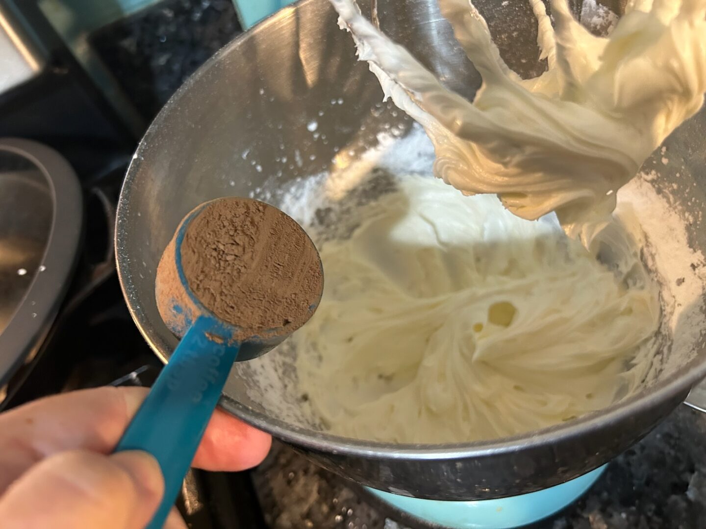marshmallow fluff frosting with cocoa powder