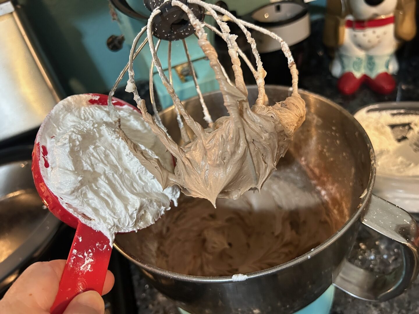 chocolate marshmallow fluff frosting