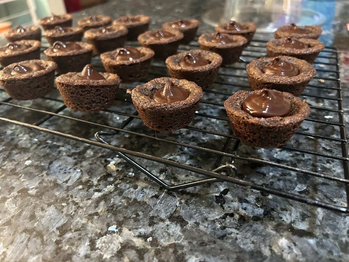 Mint Chocolate Cookie Cups with truffle filling