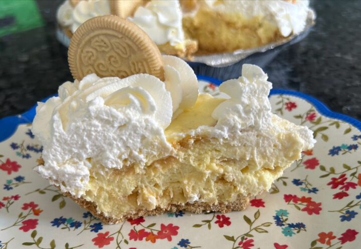 No Bake Lemon Oreo Pie sliced