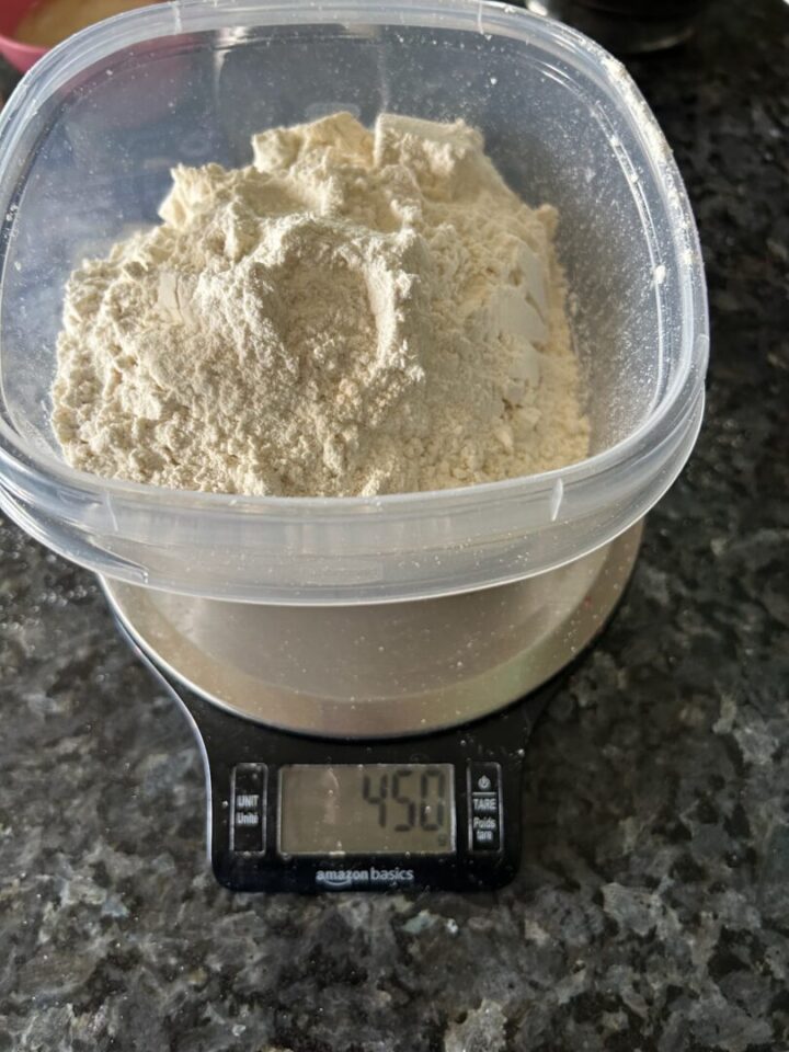 450 grams of bread flour in bowl