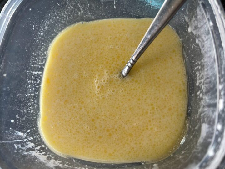 cinnamon roll wet ingredients