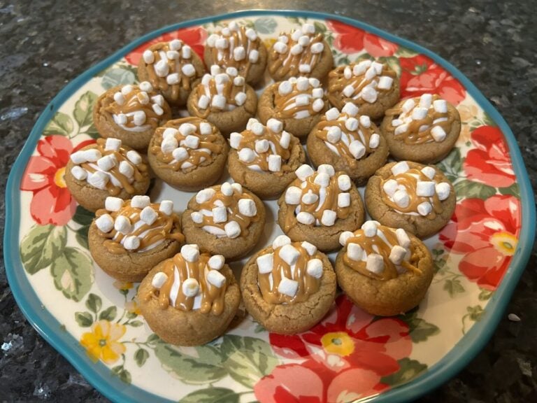 Fluffernutter Cookie Cups