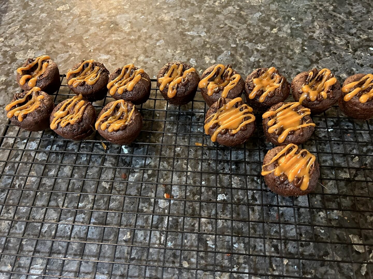 gooey turtle cake bites