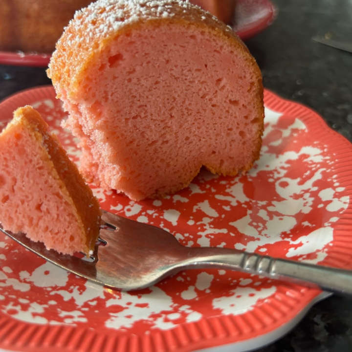 Dolly Parton Strawberry Pound Cake