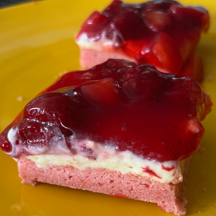 Dolly Parton Strawberry Lemonade Cheesecake Bars