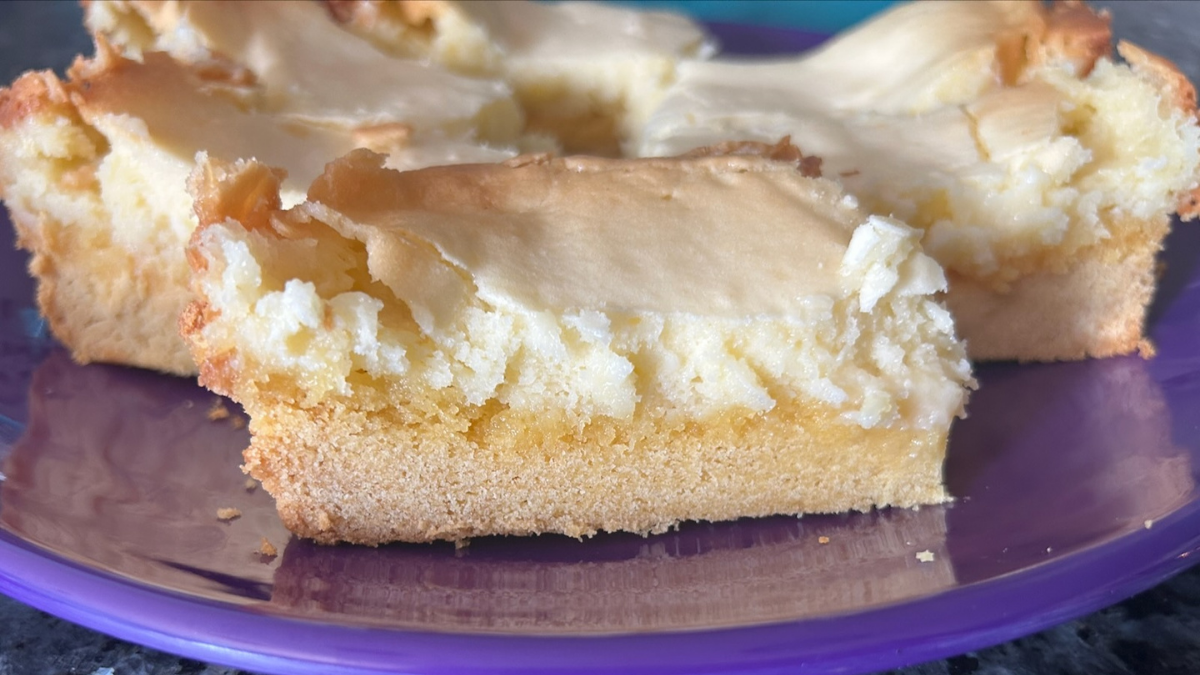 Dolly Parton gooey butter cake