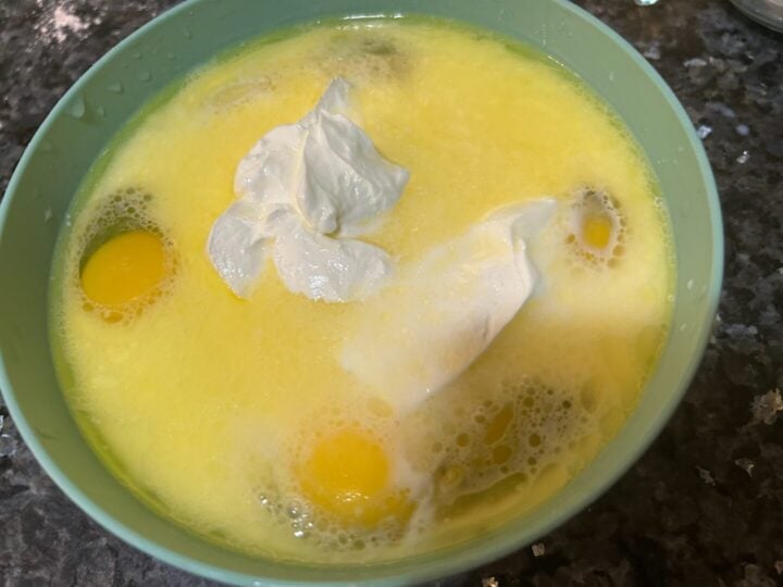 cake wet ingredients