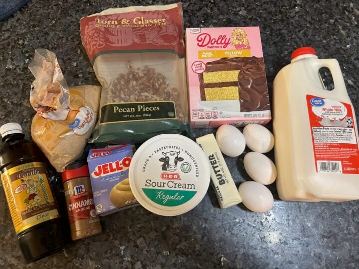 Dolly Parton Sock it to Me Cake ingredients