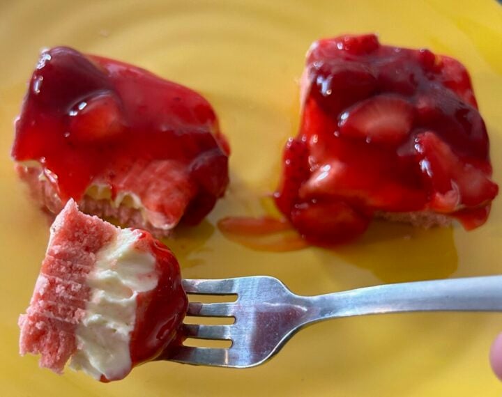 Dolly Parton Strawberry Lemonade Cheesecake Bars