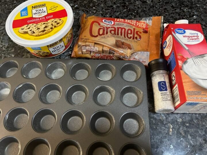 Easy Salted Caramel Chocolate Chip Cookie Cups