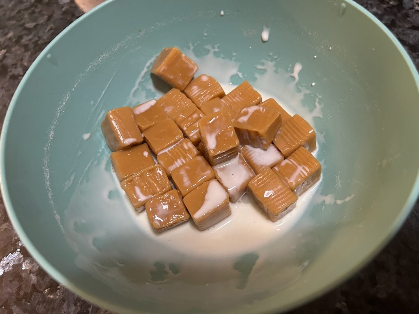 caramel with cream