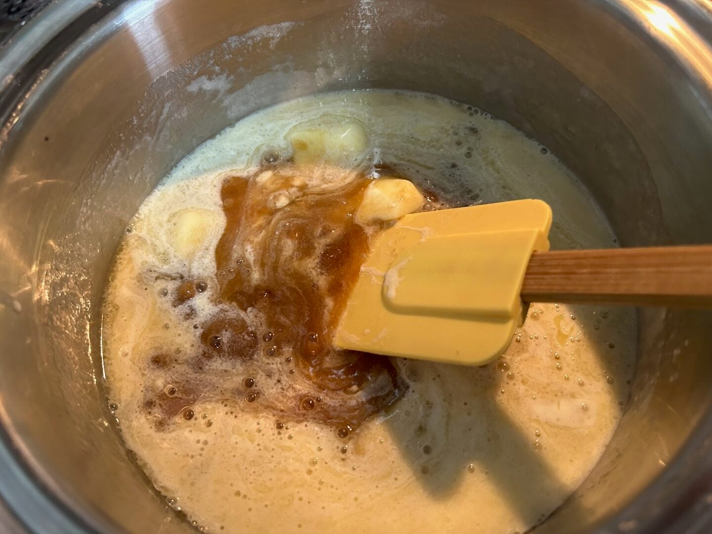 making caramel in saucepan