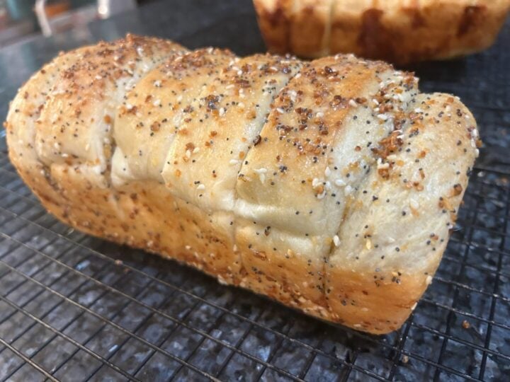Easy Everything Bagel Pull-Apart Bread with Frozen Bread Dough