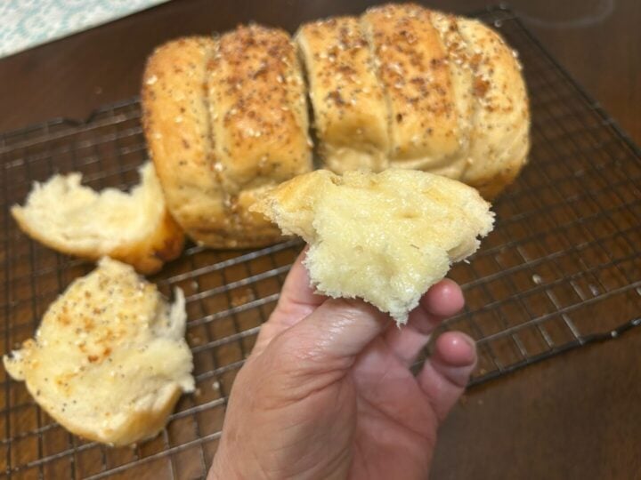 Easy Everything Bagel Pull-Apart Bread with Frozen Bread Dough