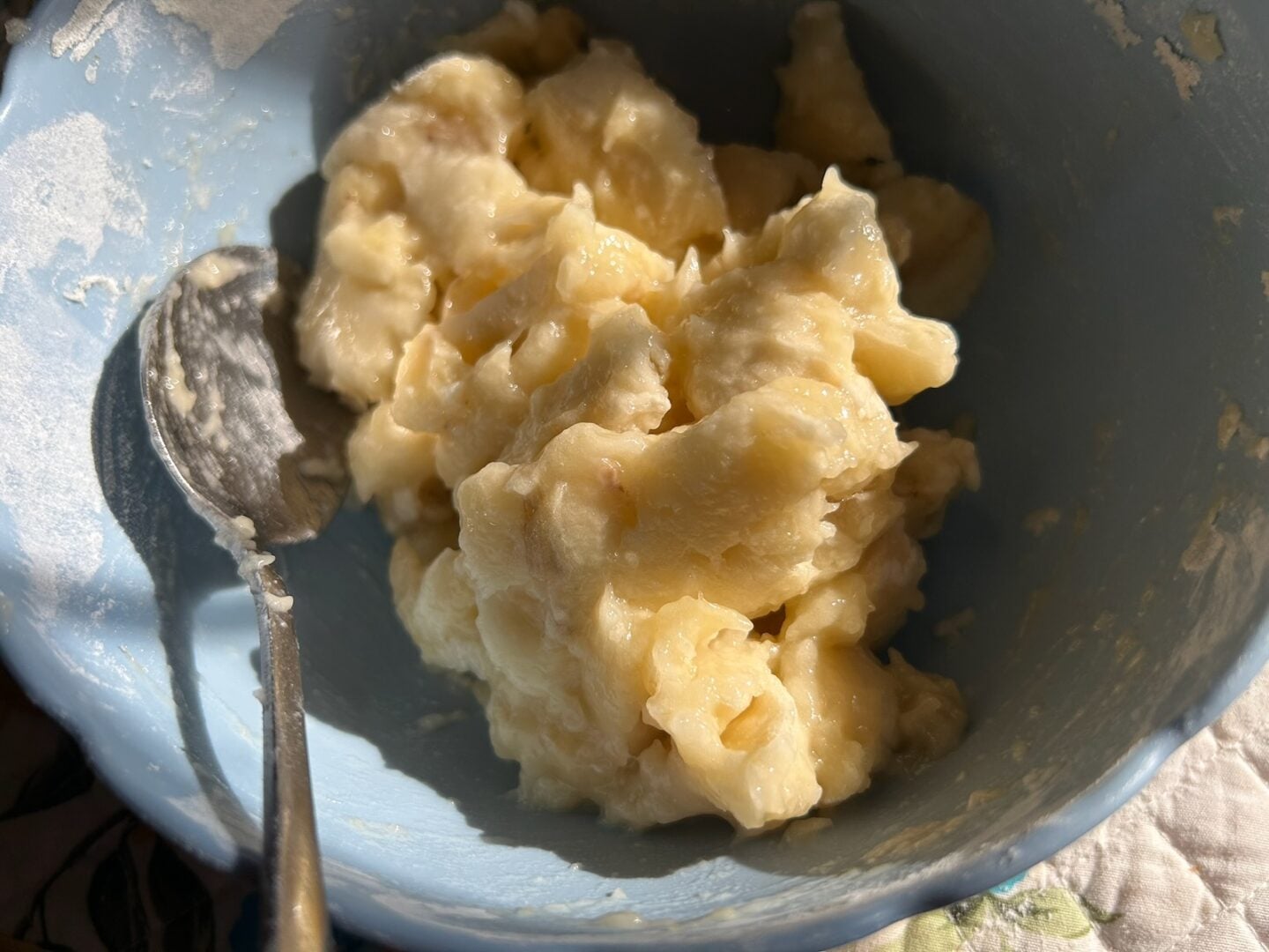 mashed bananas