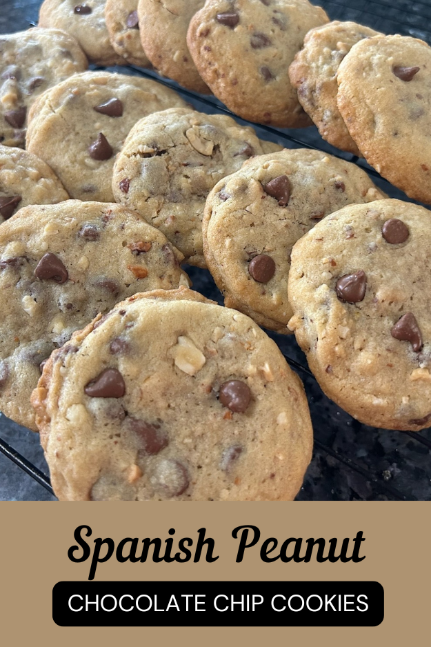Spanish peanut chocolate chip cookies