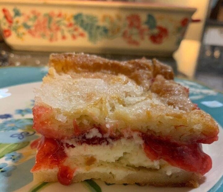 Sopapilla cheesecake bars