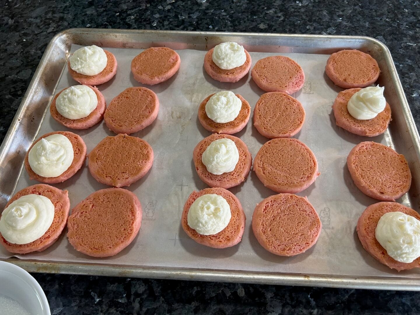 strawberry cake mix whoopie pies filling process