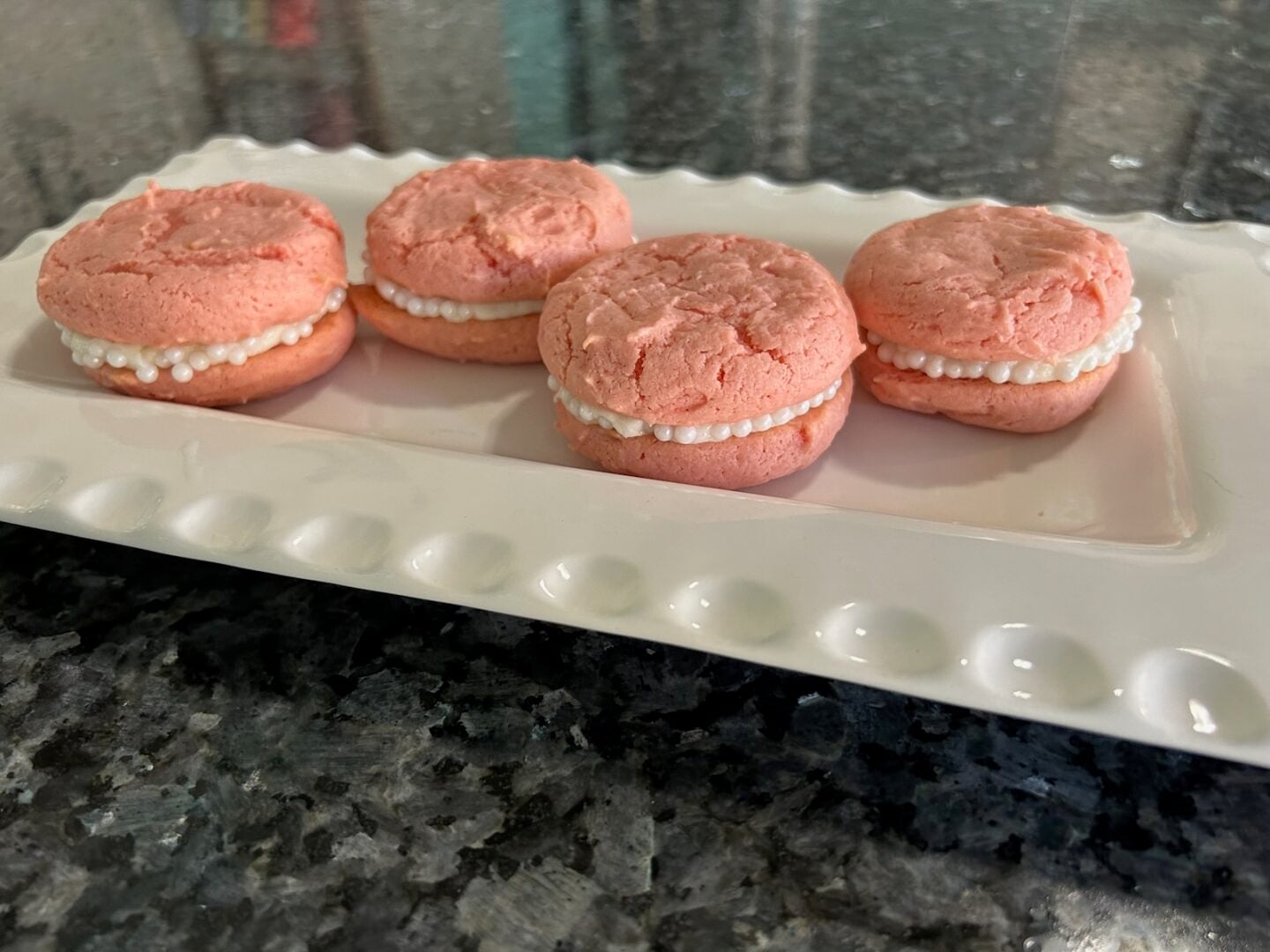 strawberry cake mix whoopie pies with pearls