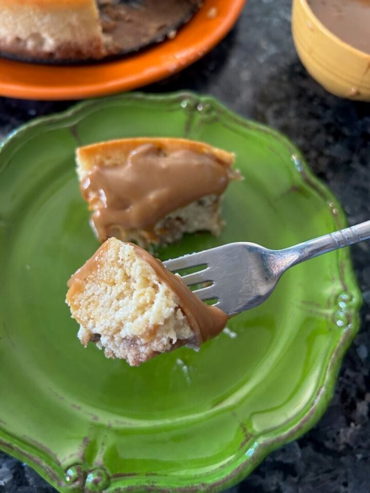 caramel apple cheesecake