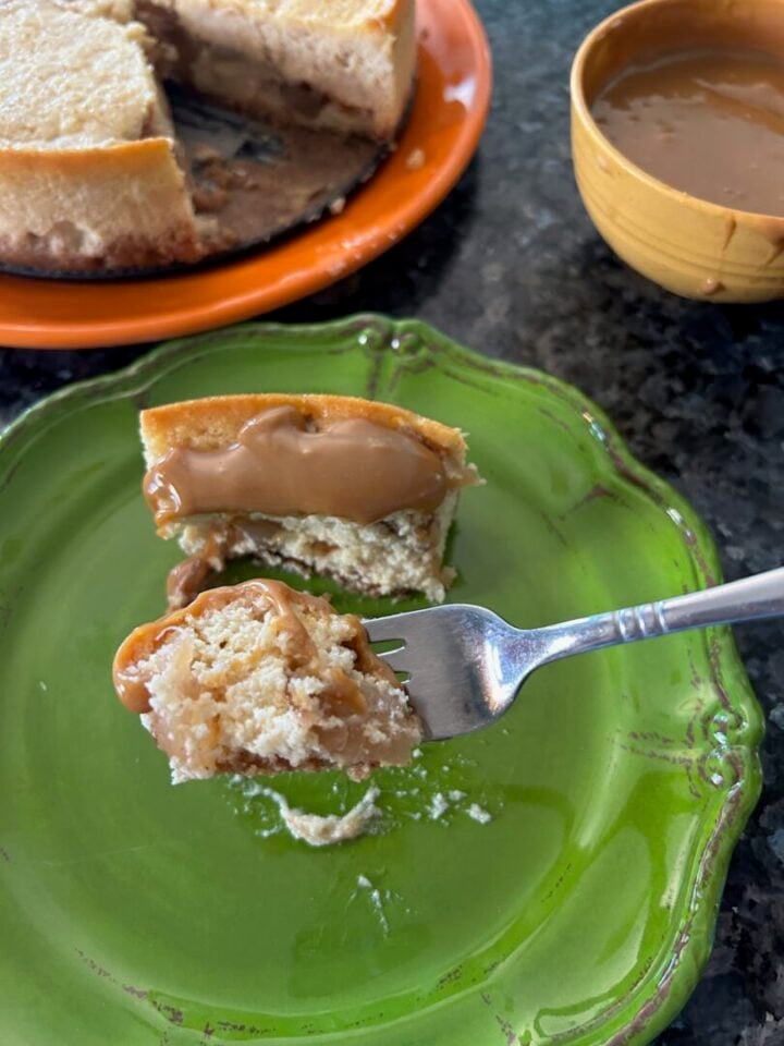 caramel apple cheesecake 