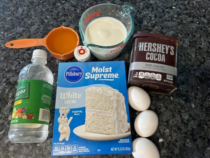 red velvet cake from white cake mix ingredients