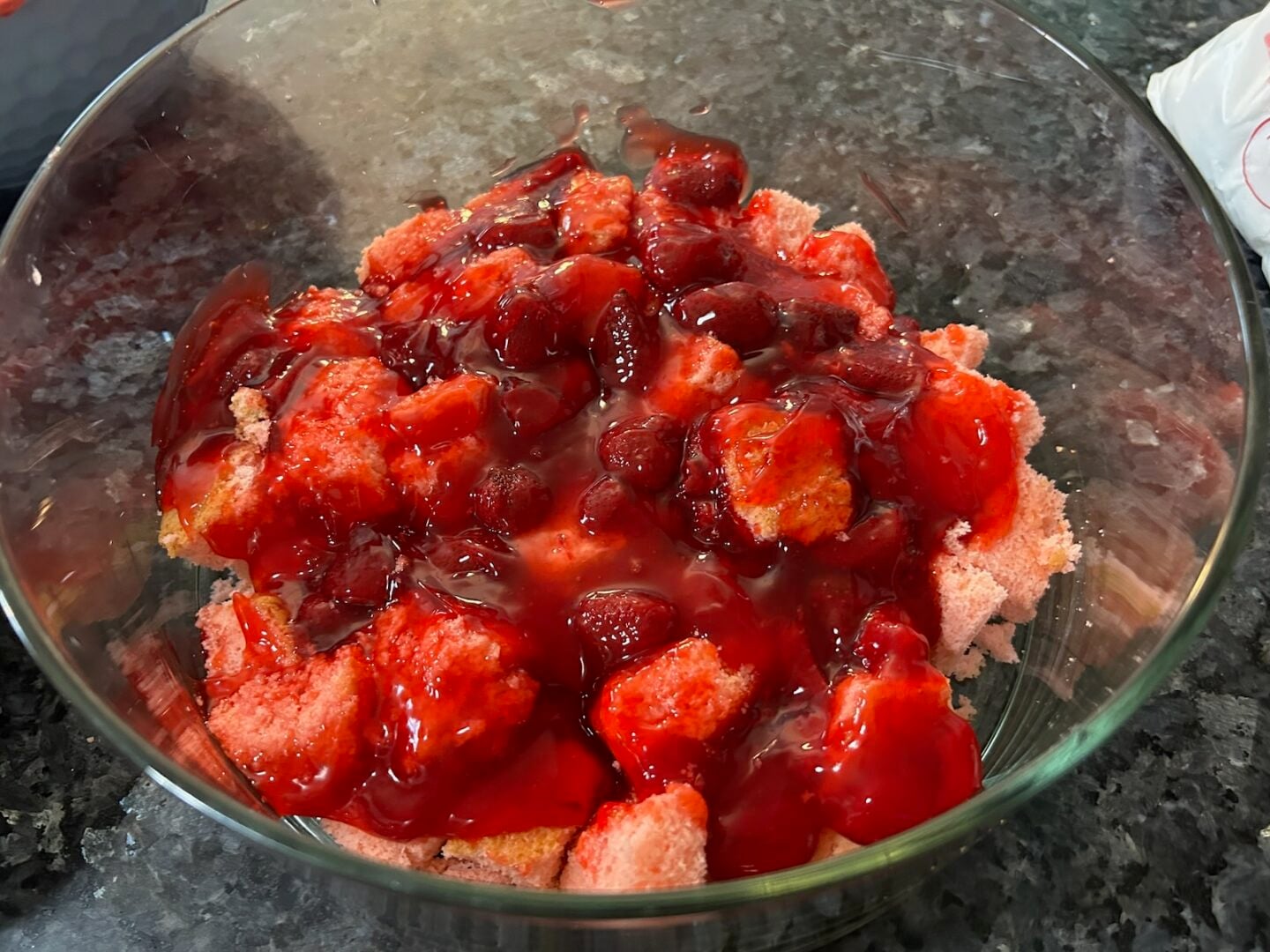 strawberry trifle layers