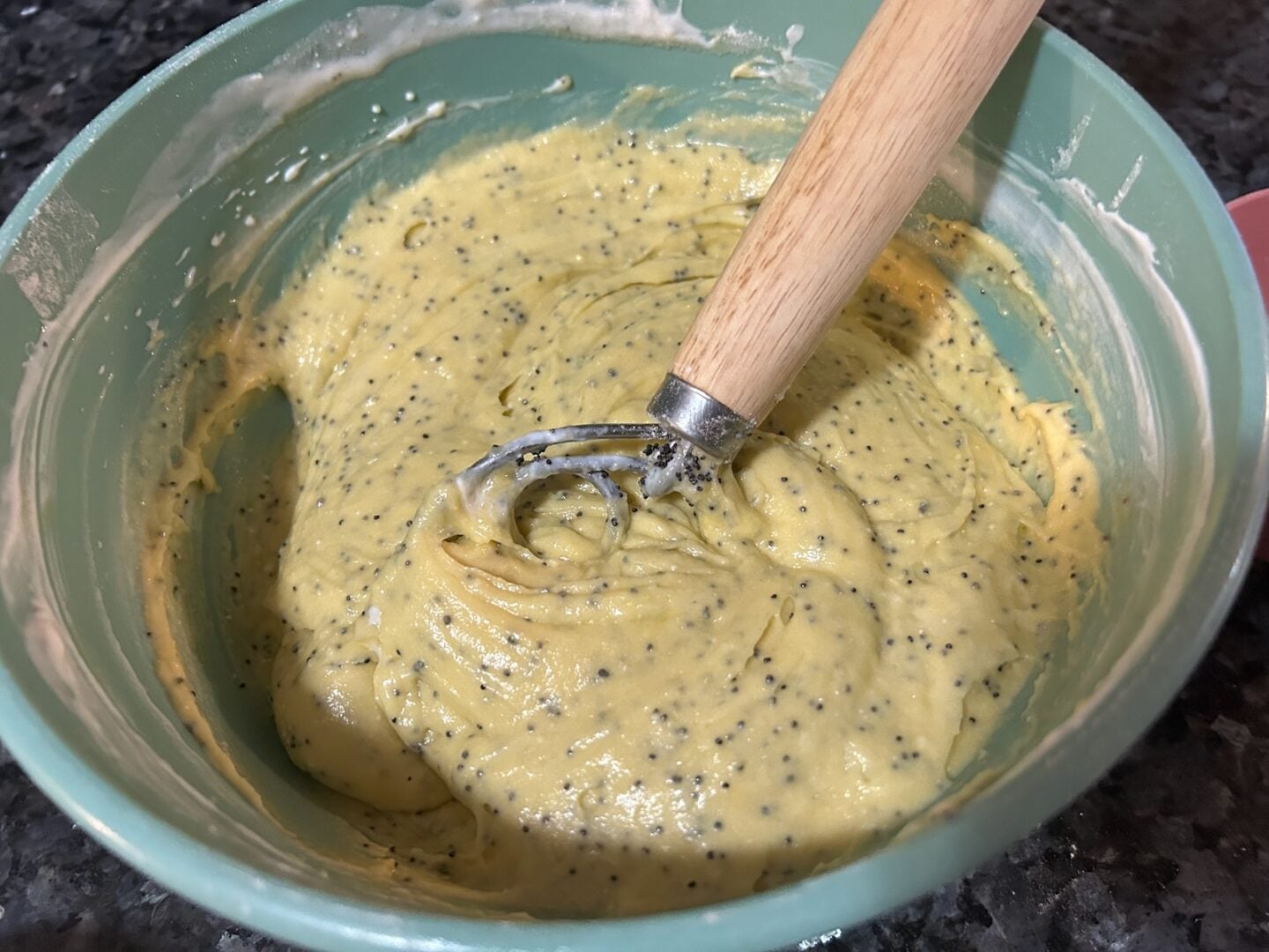 lemon poppyseed muffin batter