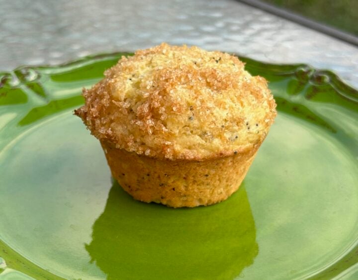 easy lemon poppy seed muffins