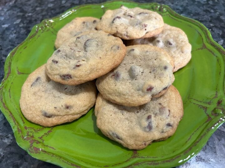 classic nestles toll house chocolate chip cookies