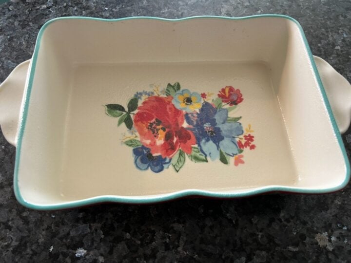 empty casserole dish