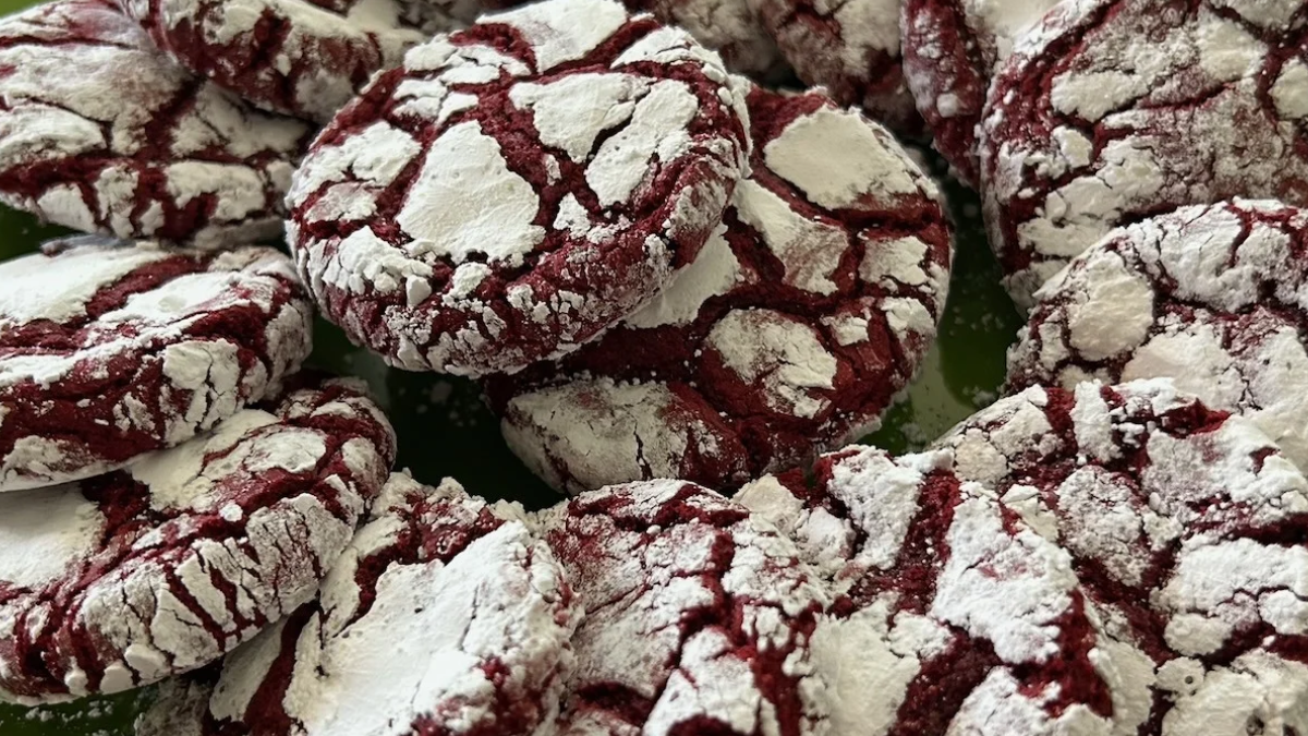 Red Velvet Crinkle Cookies (Cake Mix Recipe)